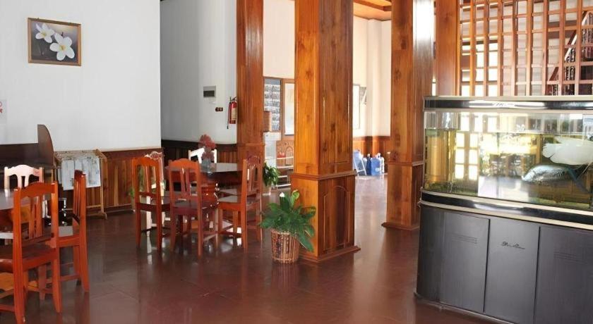 ดอกจำปาโฮเต็ล Hotel หลวงน้ำทา ภายนอก รูปภาพ