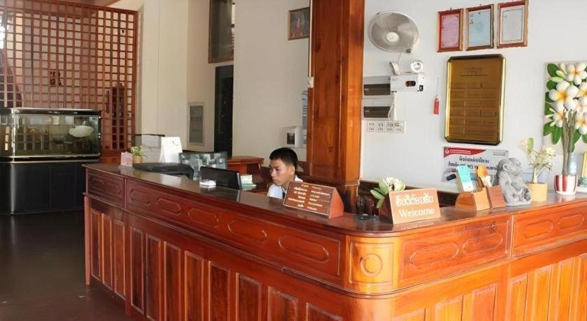 ดอกจำปาโฮเต็ล Hotel หลวงน้ำทา ภายนอก รูปภาพ