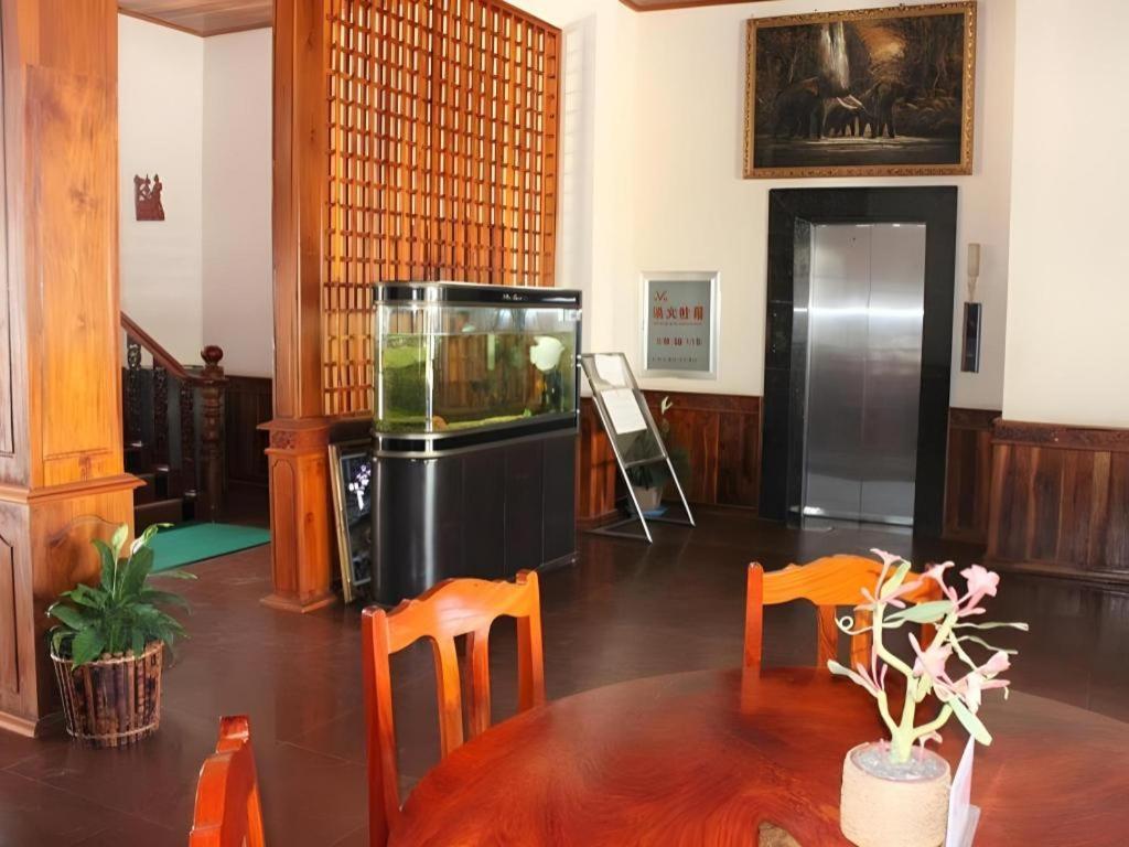 ดอกจำปาโฮเต็ล Hotel หลวงน้ำทา ภายนอก รูปภาพ