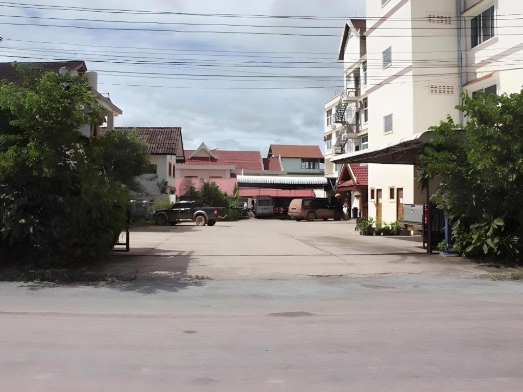 ดอกจำปาโฮเต็ล Hotel หลวงน้ำทา ภายนอก รูปภาพ