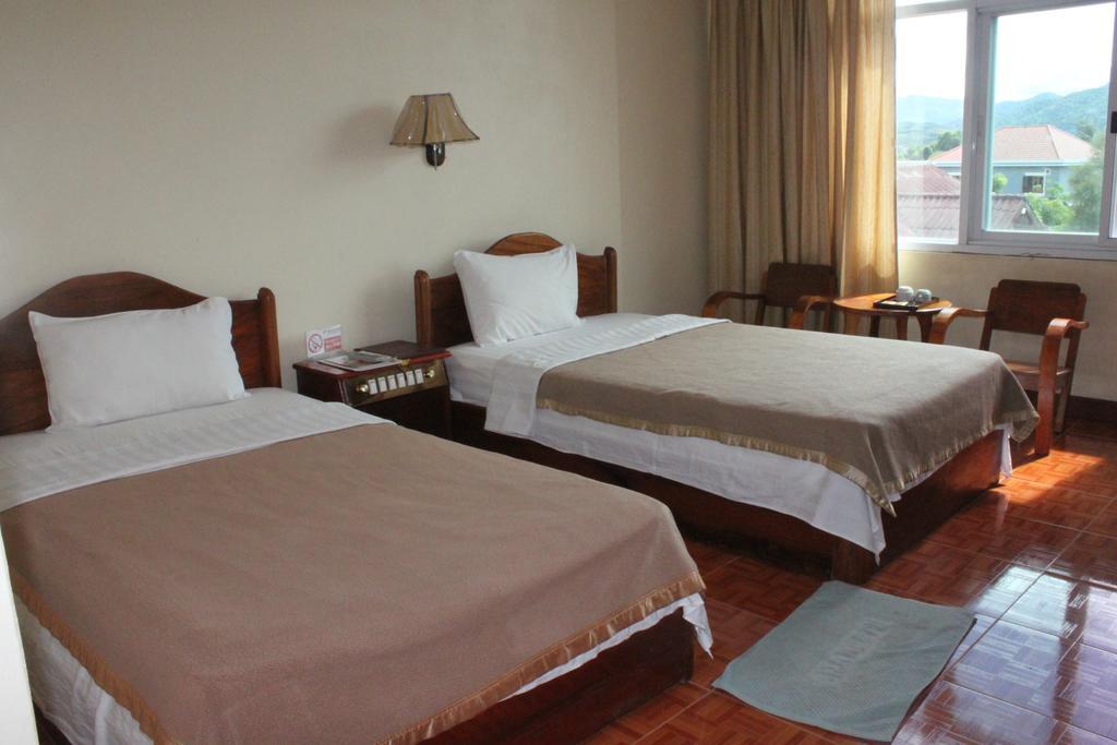 ดอกจำปาโฮเต็ล Hotel หลวงน้ำทา ห้อง รูปภาพ
